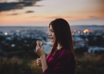 Adrianna Apostolec: A Rising Star in [Her Field]