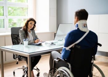 How to Choose the Right Personal Injury Lawyer NYC: A Complete Guide