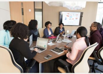Digital Tools To Help Your Business Meetings Run More Smoothly
