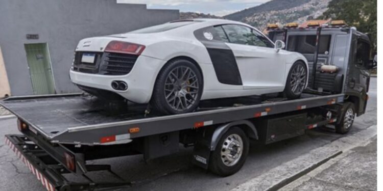 7 Situations When Professional Roadside Assistance Saves Your Day