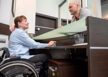 Lifting with Care: How CHS Healthcare Floor Hoists Improve Patient Safety and Comfort