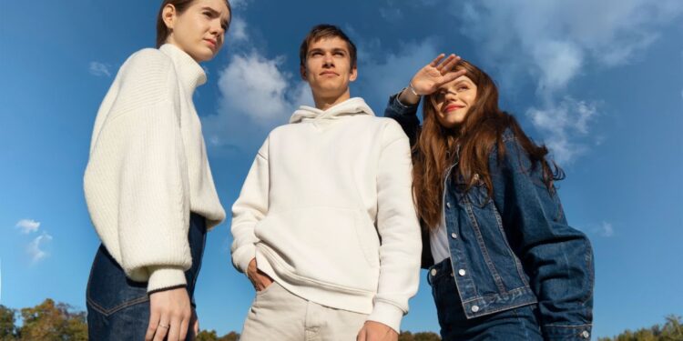 How to Dress Up a Sp5der Hoodie