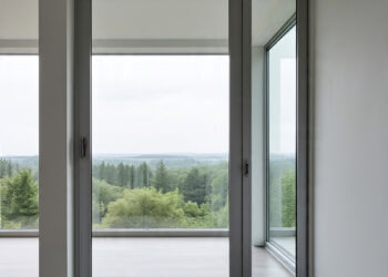 Glass Replacement as a Safety and Style Upgrade for Today’s Homes