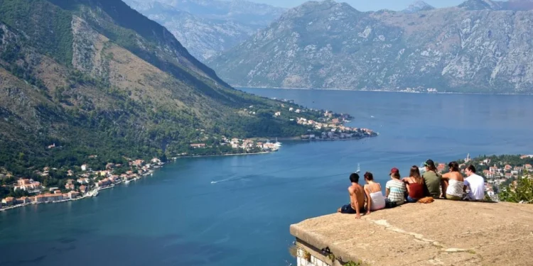 Bardoek Unveiled: The Hidden Gems and Rich Traditions Behind This Unique Craft